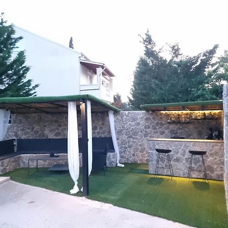 Luxvilla Agioi Deka  المظهر الخارجي الصورة